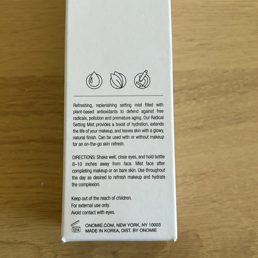 NIB Onomie Radical Setting Mist - full size